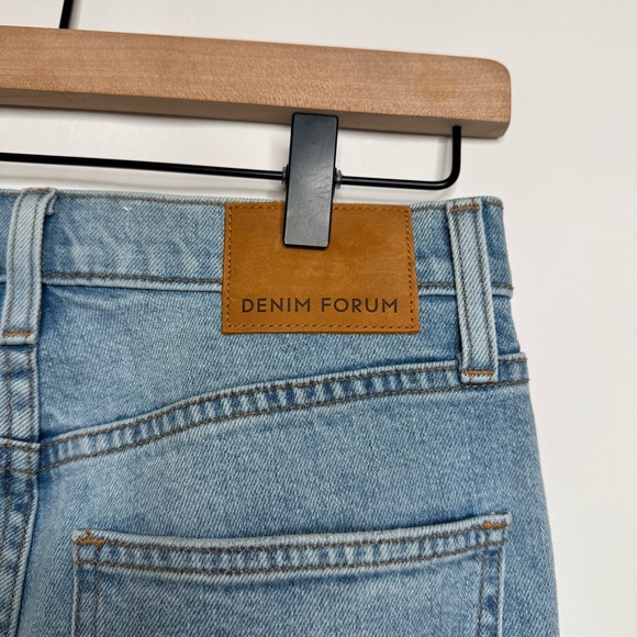 Aritzia Denim Forum THE YOKO HIGH RISE SLIM 30L Jean size 27 - Picture 9 of 12